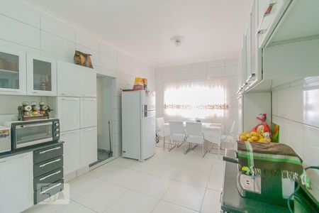 Casa à venda com 182m², 4 quartos e 3 vagas Casa à venda com 182m², 4 quartos e 3 vagasCozinha