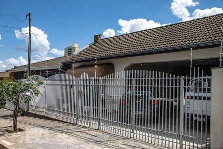 Fachada de casa à venda com 3 quartos, 316m² em Jardim Chapadão, Campinas