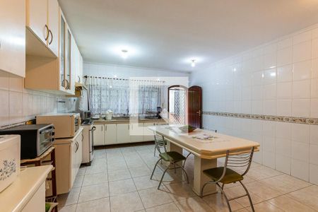 Casa à venda com 360m², 3 quartos e 6 vagasCozinha 