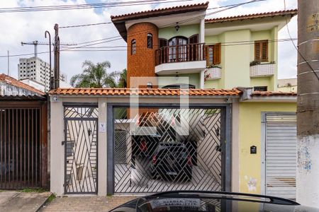 Casa à venda com 360m², 3 quartos e 6 vagasFachada 