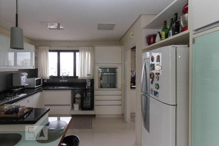 Apartamento à venda com 118m², 3 quartos e 3 vagasCozinha