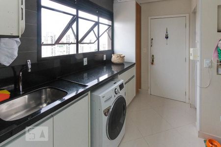 Apartamento à venda com 118m², 3 quartos e 3 vagasÁrea de Serviço