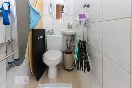 Apartamento à venda com 118m², 3 quartos e 3 vagasBanheiro de Serviço