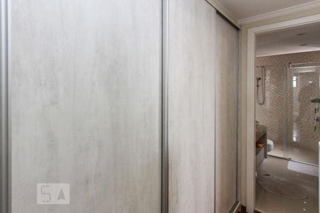 Apartamento à venda com 118m², 3 quartos e 3 vagasCloset