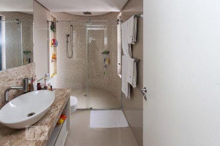 Apartamento à venda com 118m², 3 quartos e 3 vagasbanheiro da Suite