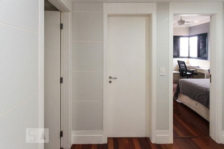 Apartamento à venda com 118m², 3 quartos e 3 vagasCorredor