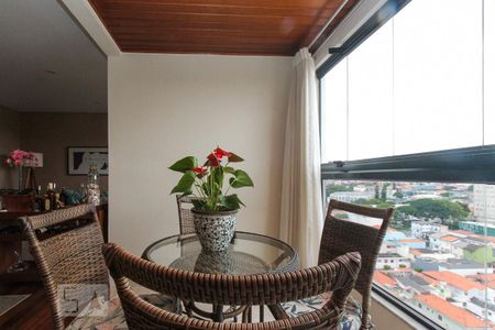 Apartamento à venda com 118m², 3 quartos e 3 vagasvaranda