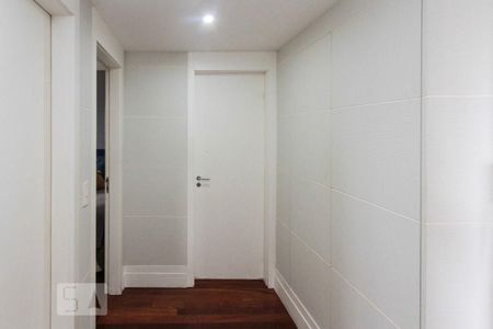 Apartamento à venda com 118m², 3 quartos e 3 vagasCorredor