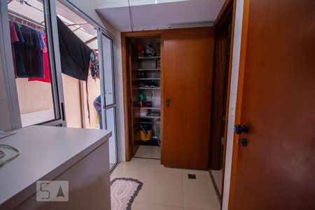 Apartamento para alugar com 90m², 2 quartos e 2 vagasDespensa