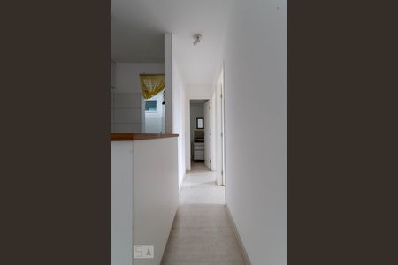 Corredor Quartos de apartamento à venda com 2 quartos, 43m² em Vila Mazzei, São Paulo