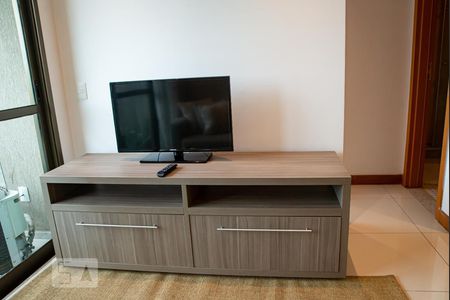 Sala de apartamento à venda com 1 quarto, 35m² em Jacarepaguá, Rio de Janeiro