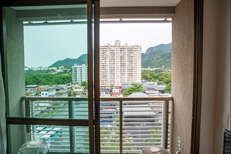 Apartamento à venda com 35m², 1 quarto e 1 vaga Apartamento à venda com 35m², 1 quarto e 1 vagaVista da Sala