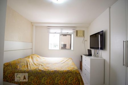 Suíte de apartamento à venda com 3 quartos, 108m² em Recreio dos Bandeirantes, Rio de Janeiro