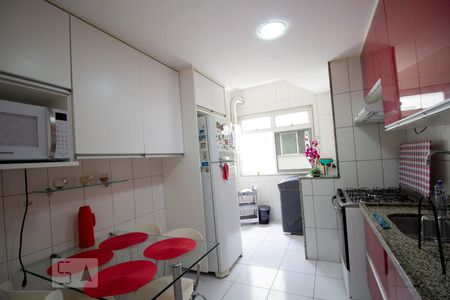 Apartamento à venda com 108m², 3 quartos e 3 vagasCozinha