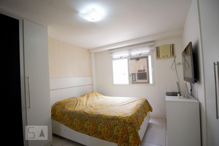 Suíte de apartamento à venda com 3 quartos, 108m² em Recreio dos Bandeirantes, Rio de Janeiro