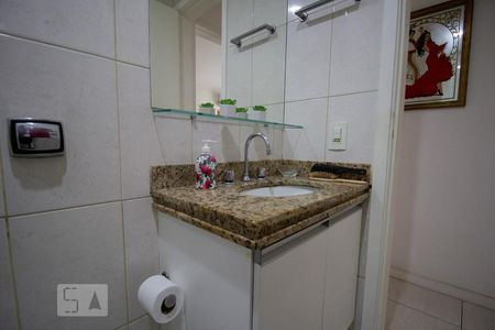 Apartamento à venda com 108m², 3 quartos e 3 vagasBanheiro Social