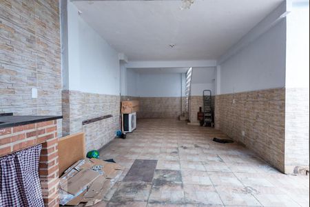 Casa à venda com 250m², 3 quartos e 4 vagas Casa à venda com 250m², 3 quartos e 4 vagasGaragem