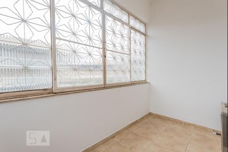 Casa à venda com 250m², 3 quartos e 4 vagas Casa à venda com 250m², 3 quartos e 4 vagasSacada