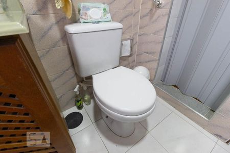 Apartamento à venda com 60m², 3 quartos e sem vagaBanheiro