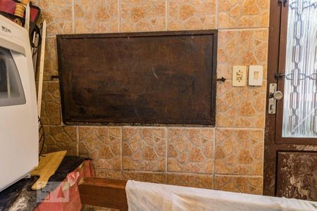 Casa à venda com 200m², 4 quartos e 2 vagasChurrasqueira