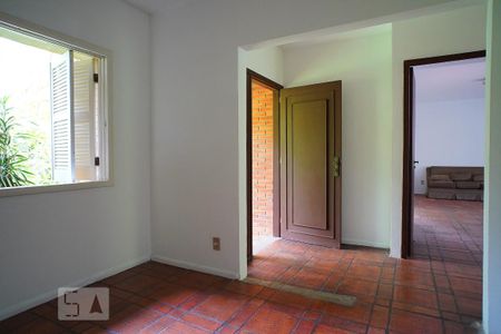 Escritório de casa para alugar com 4 quartos, 238m² em Bela Vista, Porto Alegre