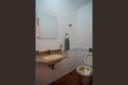 Lavabo de casa à venda com 4 quartos, 238m² em Bela Vista, Porto Alegre