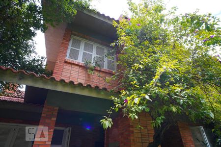 Casa à venda com 238m², 4 quartos e 2 vagasFachada Frente