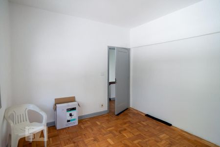 Casa à venda com 160m², 3 quartos e 8 vagasQuarto 2