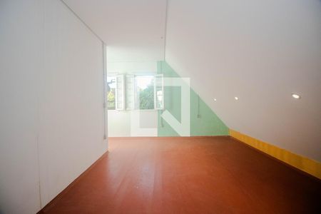 Casa à venda com 200m², 3 quartos e sem vagaSuíte