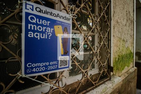 Casa à venda com 200m², 3 quartos e sem vagaPlaquinha