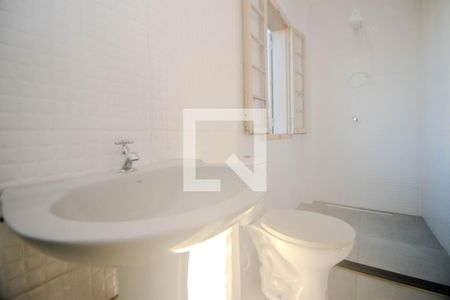 Casa à venda com 200m², 3 quartos e sem vagaBanheiro da Suíte