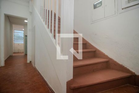 Escada de casa à venda com 3 quartos, 200m² em Floresta, Porto Alegre