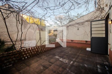 Casa à venda com 200m², 3 quartos e sem vagaÁrea comum