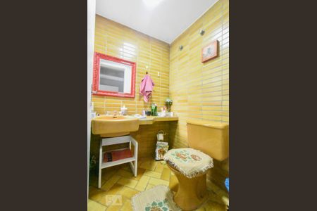 Lavabo de casa à venda com 8 quartos, 500m² em Vila Cordeiro, São Paulo