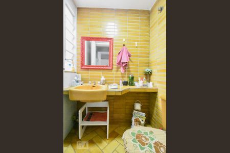 Lavabo de casa à venda com 8 quartos, 500m² em Vila Cordeiro, São Paulo
