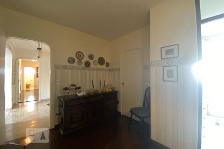 Apartamento para alugar com 290m², 4 quartos e 3 vagas Apartamento para alugar com 290m², 4 quartos e 3 vagasCopa