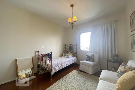 Apartamento para alugar com 290m², 4 quartos e 3 vagas Apartamento para alugar com 290m², 4 quartos e 3 vagasQuarto 3