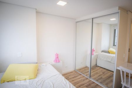 Studio para alugar com 28m², 1 quarto e 1 vaga Studio para alugar com 28m², 1 quarto e 1 vagaQuarto