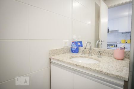 Studio para alugar com 28m², 1 quarto e 1 vaga Studio para alugar com 28m², 1 quarto e 1 vagaBanheiro