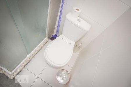 Studio para alugar com 28m², 1 quarto e 1 vaga Studio para alugar com 28m², 1 quarto e 1 vagaDetalhe banheiro