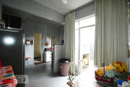 Apartamento à venda com 84m², 3 quartos e sem vagaCozinha