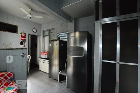 Apartamento à venda com 84m², 3 quartos e sem vagaCozinha