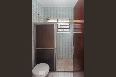 Banheiro de casa à venda com 4 quartos, 208m² em Vila Alpina, São Paulo