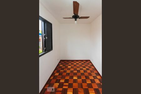 Casa para alugar com 208m², 4 quartos e 2 vagasQuarto 02