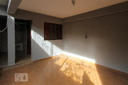 Casa para alugar com 208m², 4 quartos e 2 vagasQuintal