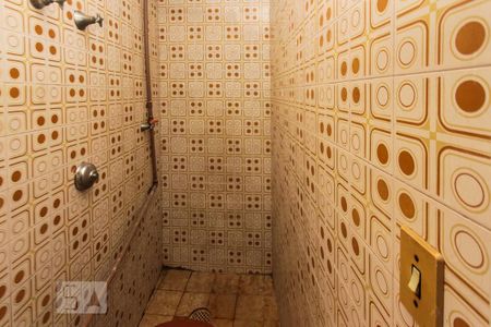 Casa para alugar com 208m², 4 quartos e 2 vagasBanheiro de Serviço