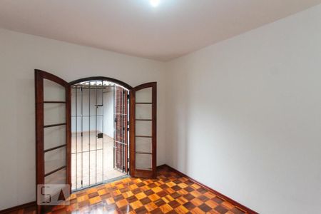 Casa para alugar com 208m², 4 quartos e 2 vagasQuarto