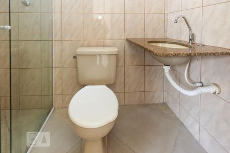 Banheiro da Suite de casa para alugar com 1 quarto, 50m² em Jardim Haia do Carrao, São Paulo