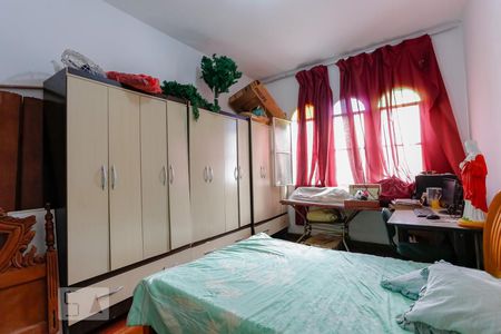 Casa para alugar com 450m², 10 quartos e 4 vagas Casa para alugar com 450m², 10 quartos e 4 vagasQuarto 2