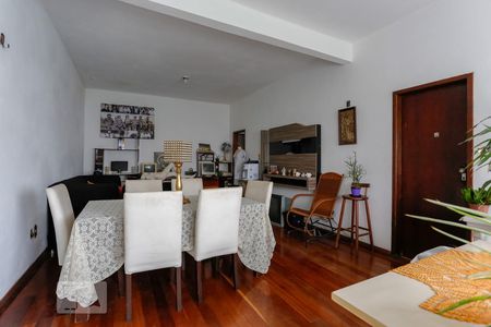 Sala 2 de casa para alugar com 10 quartos, 450m² em Sagrada Família, Belo Horizonte